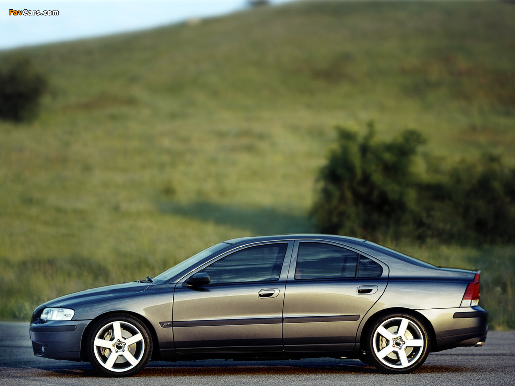 Pictures of Volvo S60 R 2004–07 (1024 x 768)