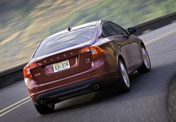 Pictures of Volvo S60 T6 US-spec 2010–13