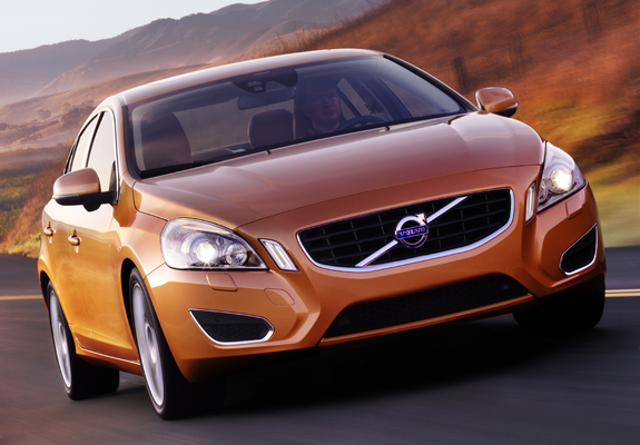 Pictures of Volvo S60 2010–13