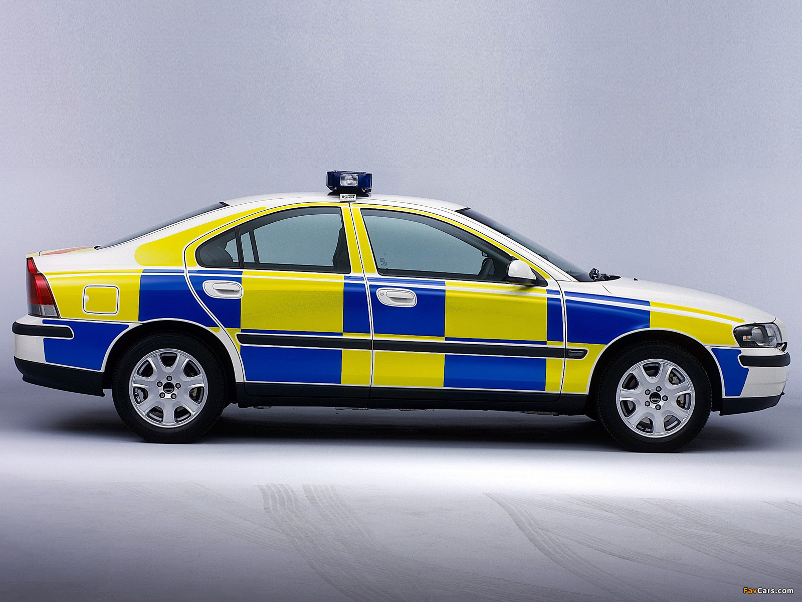 Volvo S60 Police 2000–04 images (1600 x 1200)