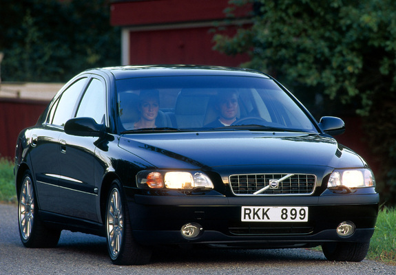 Volvo S60 2000–04 images