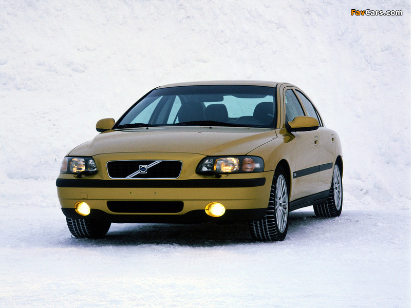 Volvo S60 T5 2001–04 images (800 x 600)