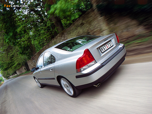 Volvo S60 D5 2002–04 pictures (640 x 480)