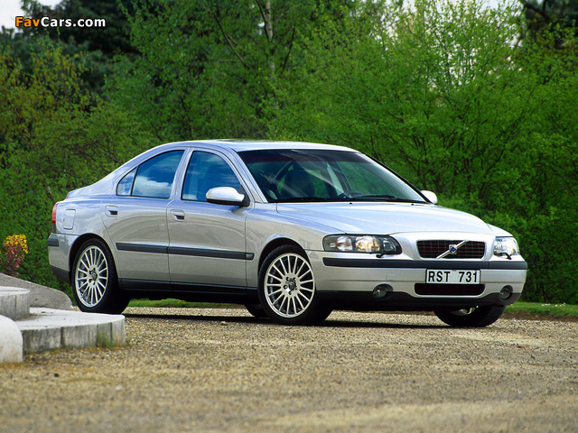Volvo S60 D5 2002–04 pictures (640 x 480)
