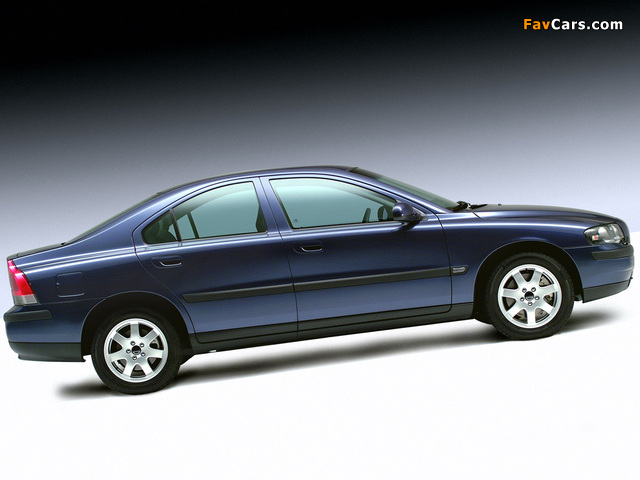 Volvo S60 AWD 2002–04 wallpapers (640 x 480)