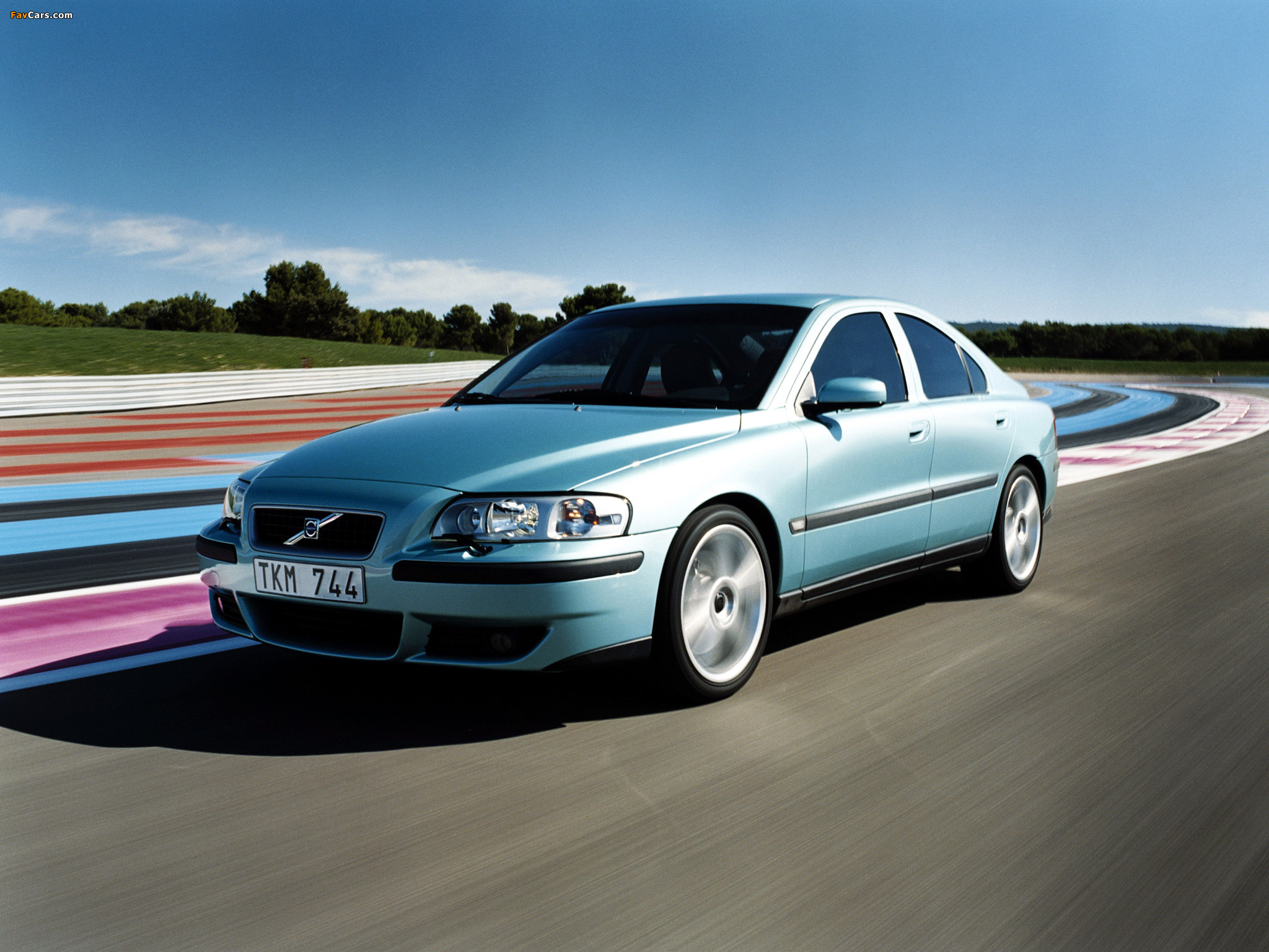Volvo S60 R 2004–07 wallpapers (2048 x 1536)