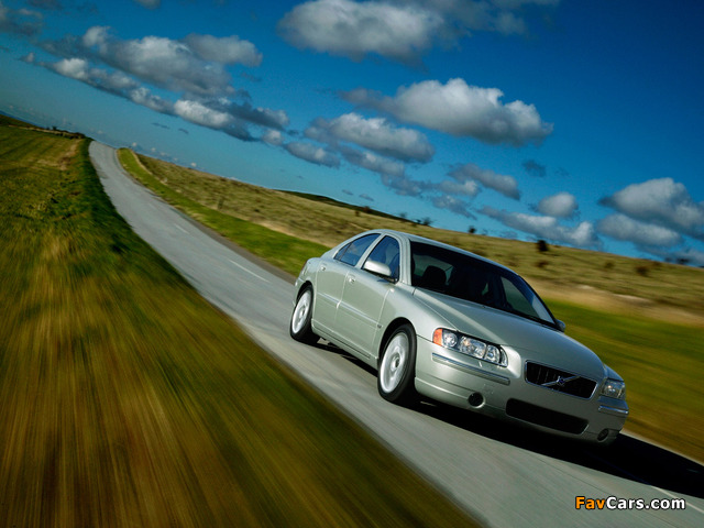 Volvo S60 T5 2005–07 images (640 x 480)