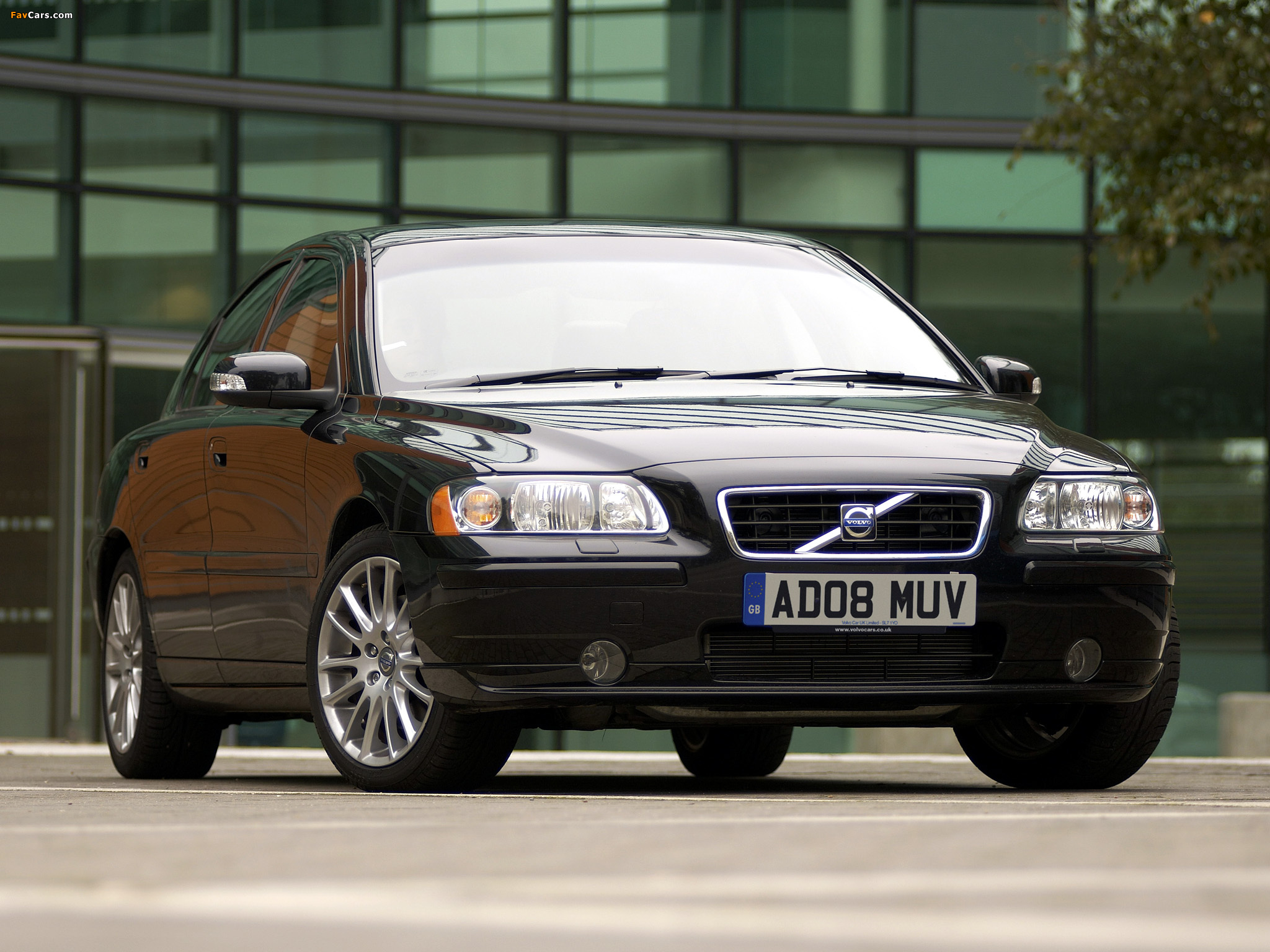 Volvo S60 UK-spec 2007–09 images (2048 x 1536)