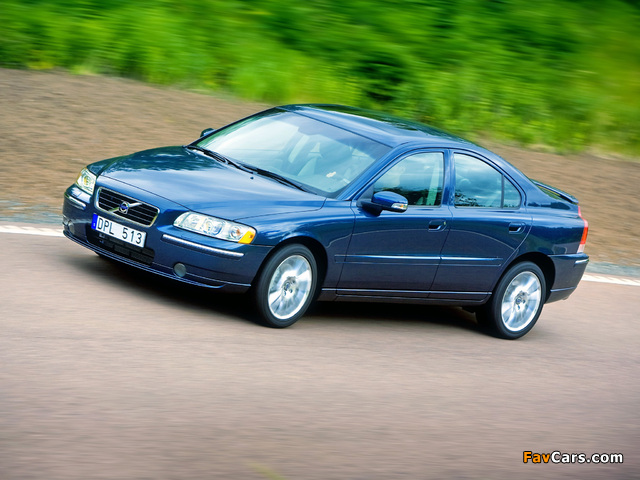 Volvo S60 2007–09 pictures (640 x 480)