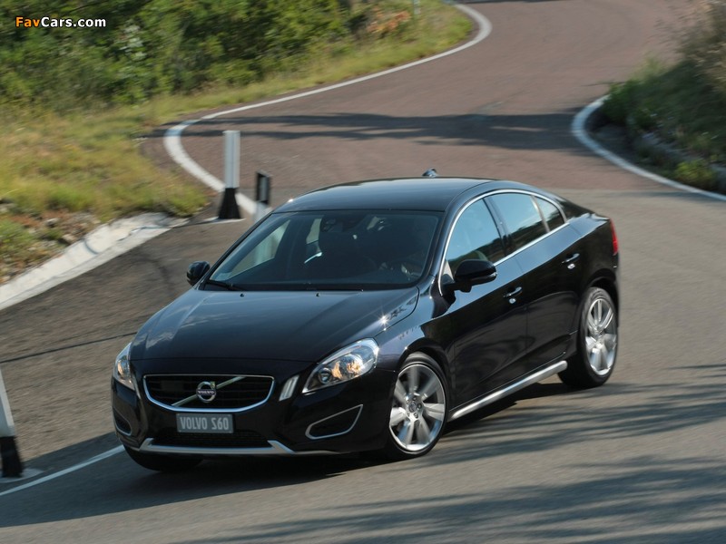 Volvo S60 D3 2010 images (800 x 600)