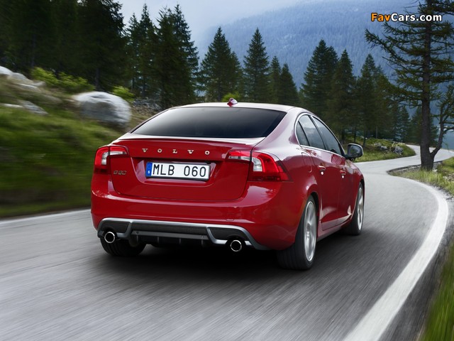 Volvo S60 R-Design 2010–13 photos (640 x 480)