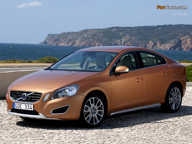 Volvo S60 D5 AWD 2010 pictures (640 x 480)