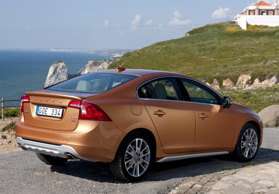 Volvo S60 D5 AWD 2010 pictures