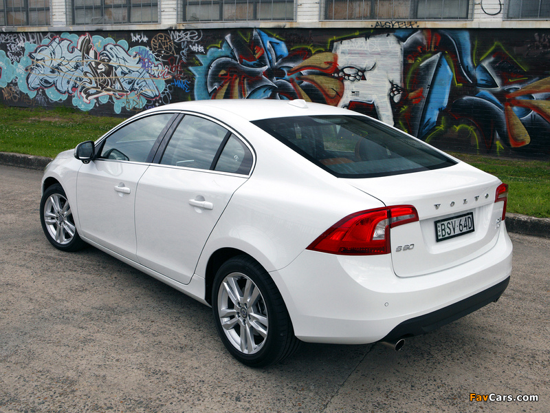 Volvo S60 D5 AWD AU-spec 2010 wallpapers (800 x 600)
