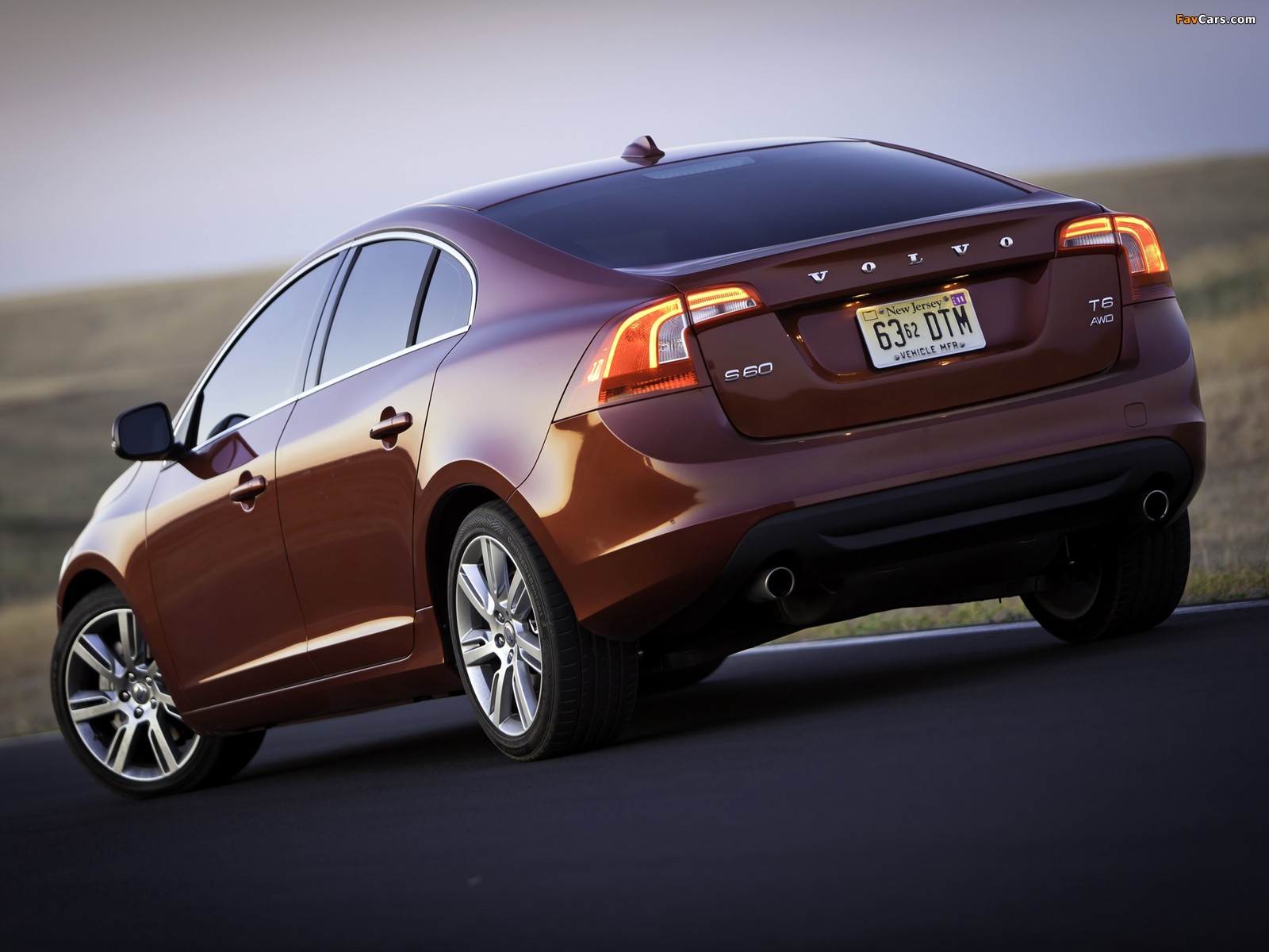 Volvo S60 T6 US-spec 2010–13 wallpapers (1600 x 1200)