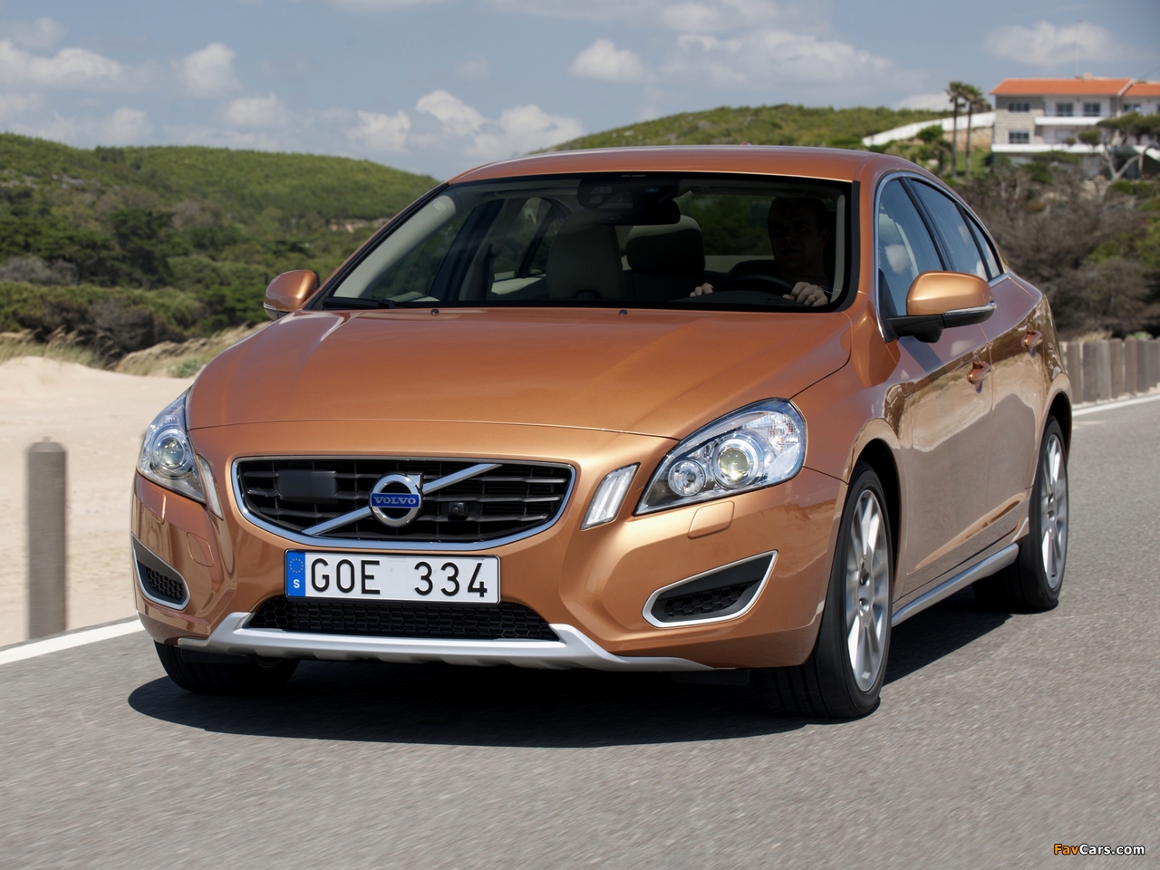 Volvo S60 D5 AWD 2010 wallpapers (1280 x 960)