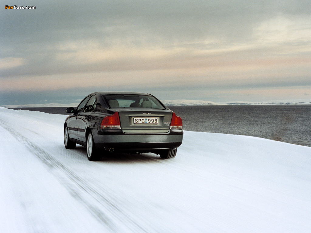 Volvo S60 AWD 2002–04 wallpapers (1024 x 768)