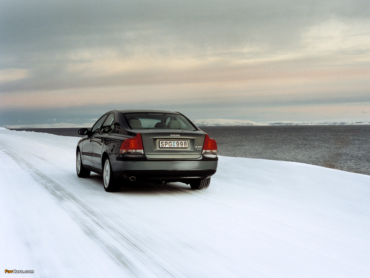 Volvo S60 AWD 2002–04 wallpapers (1280 x 960)