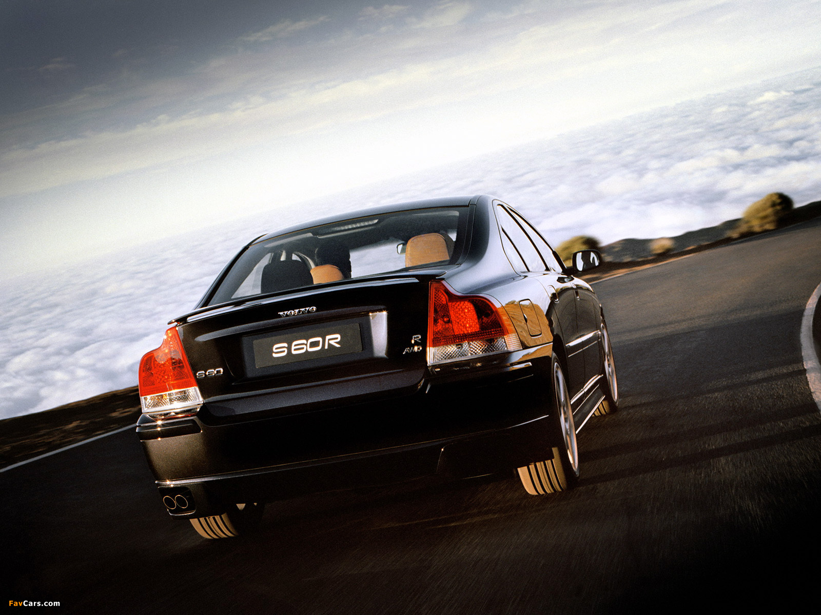 Volvo S60 R 2004–07 wallpapers (1600 x 1200)