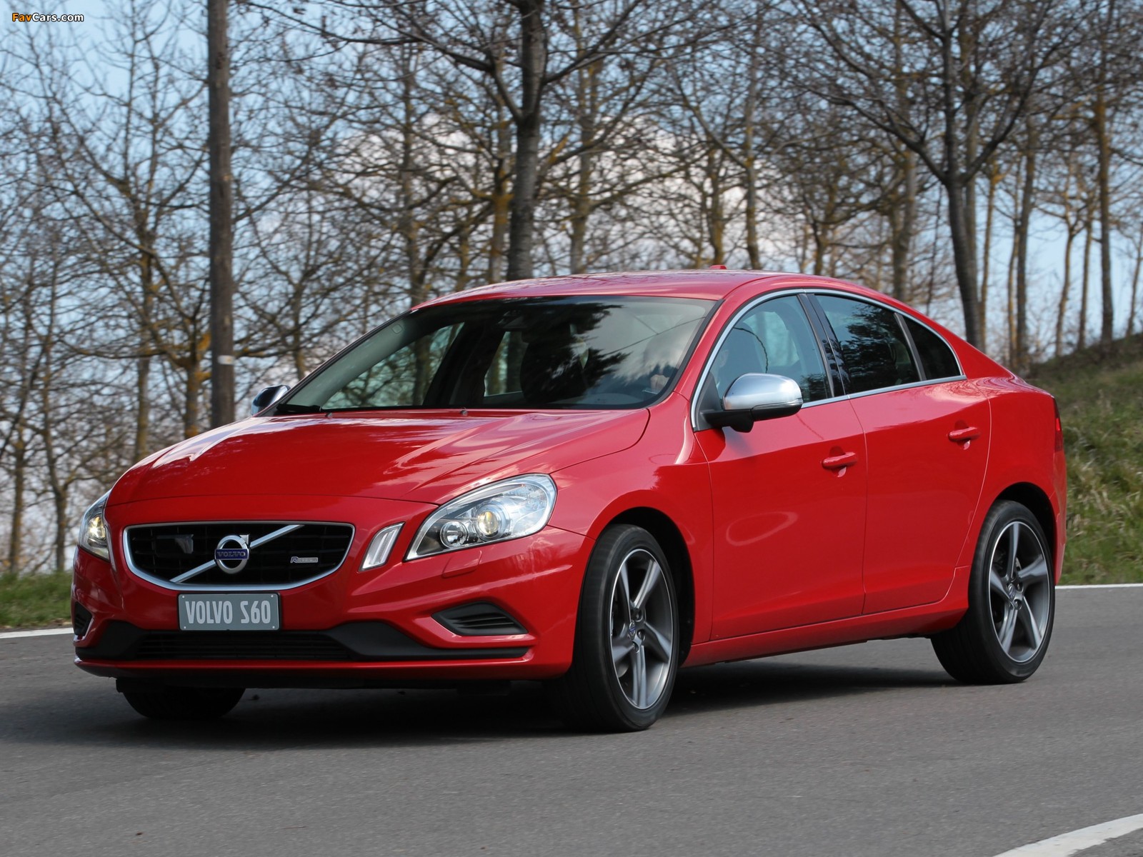 Volvo S60 R-Design 2010–13 wallpapers (1600 x 1200)