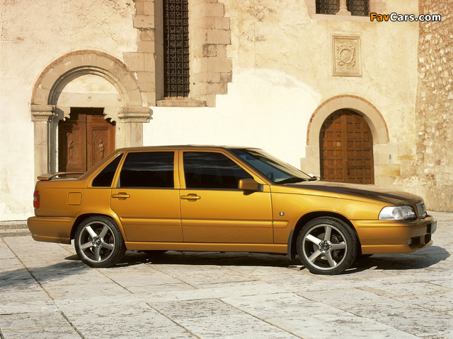 Volvo S70R 1997–2000 wallpapers (640 x 480)