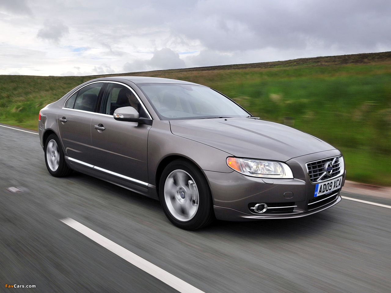 Images of Volvo S80 D5 UK-spec 2009–11 (1280 x 960)