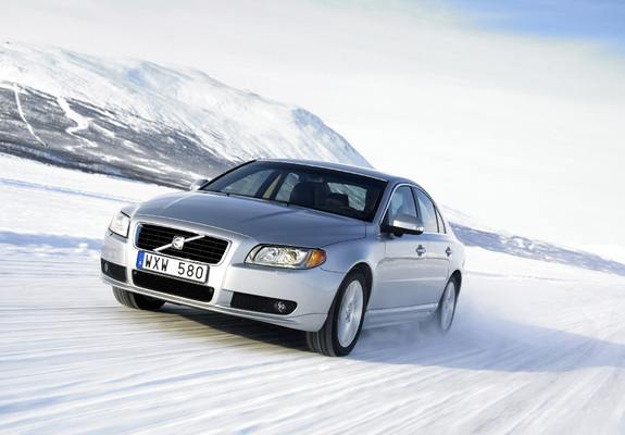 Pictures of Volvo S80 3.2 AWD 2006–09
