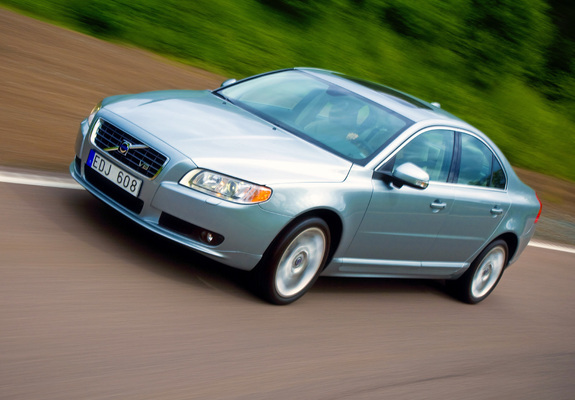 Pictures of Volvo S80 V8 2007–09