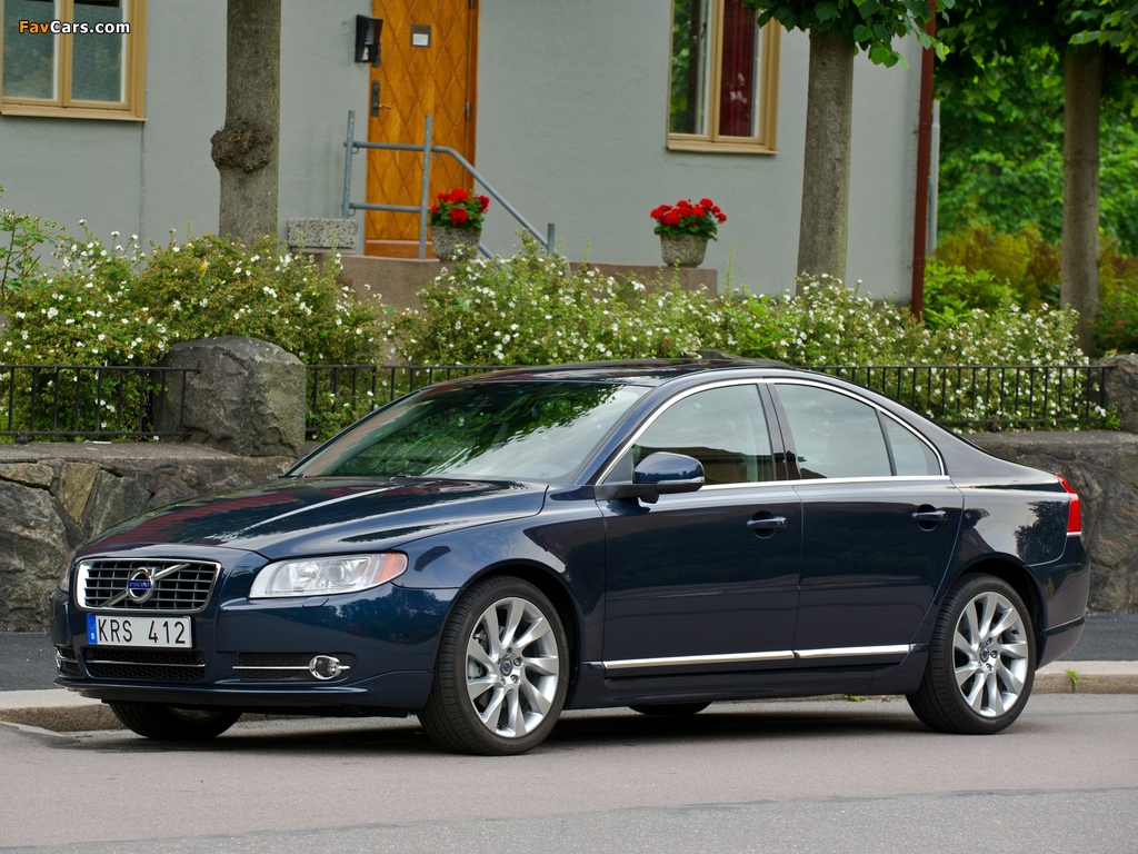 Pictures of Volvo S80 3.2 AWD 2009–11 (1024 x 768)