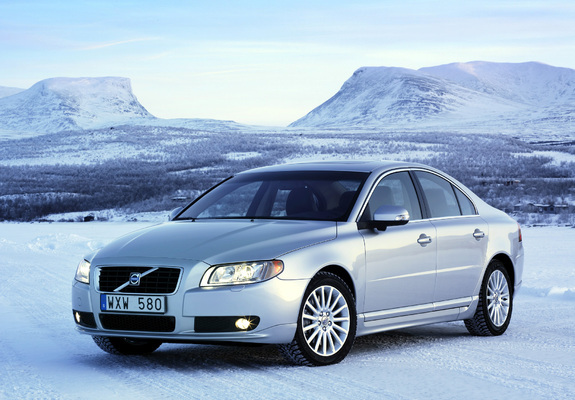Volvo S80 3.2 AWD 2006–09 images