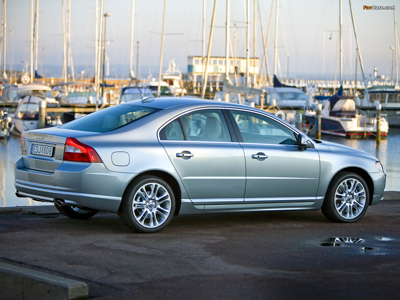 Volvo S80 V8 2007–09 pictures (1280 x 960)