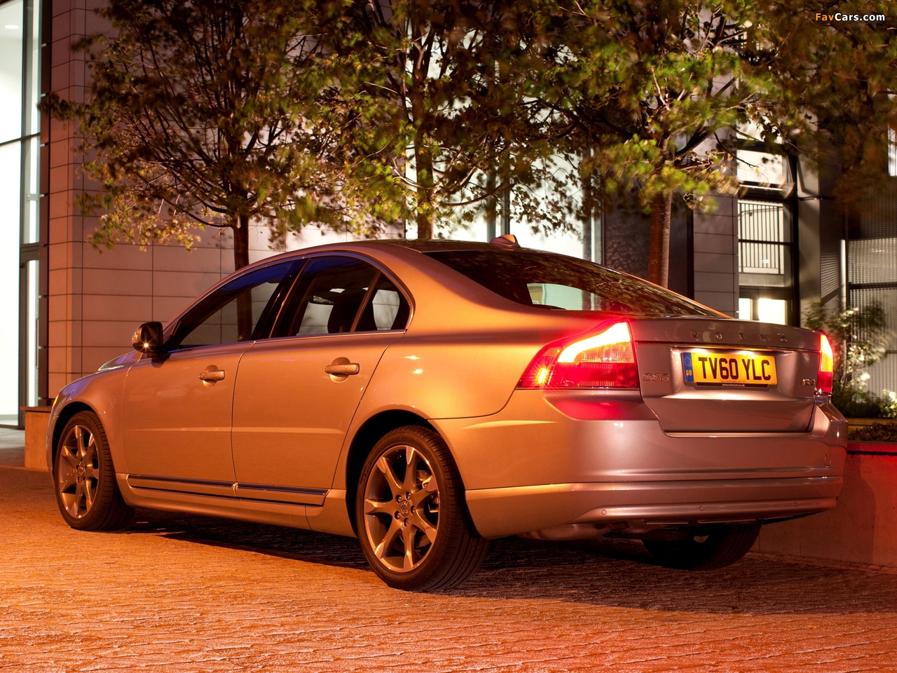 Volvo S80 D3 UK-spec 2009–11 photos (1280 x 960)