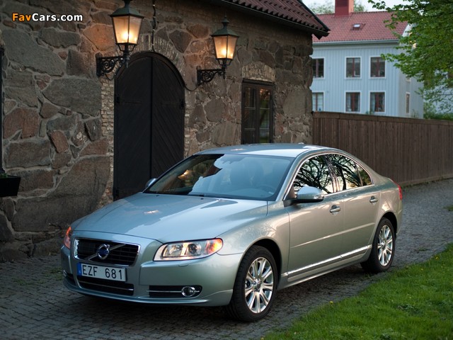 Volvo S80 2.0T 2010–11 wallpapers (640 x 480)
