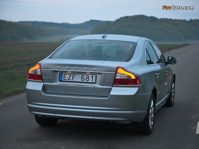 Volvo S80 2.0T 2010–11 wallpapers (640 x 480)