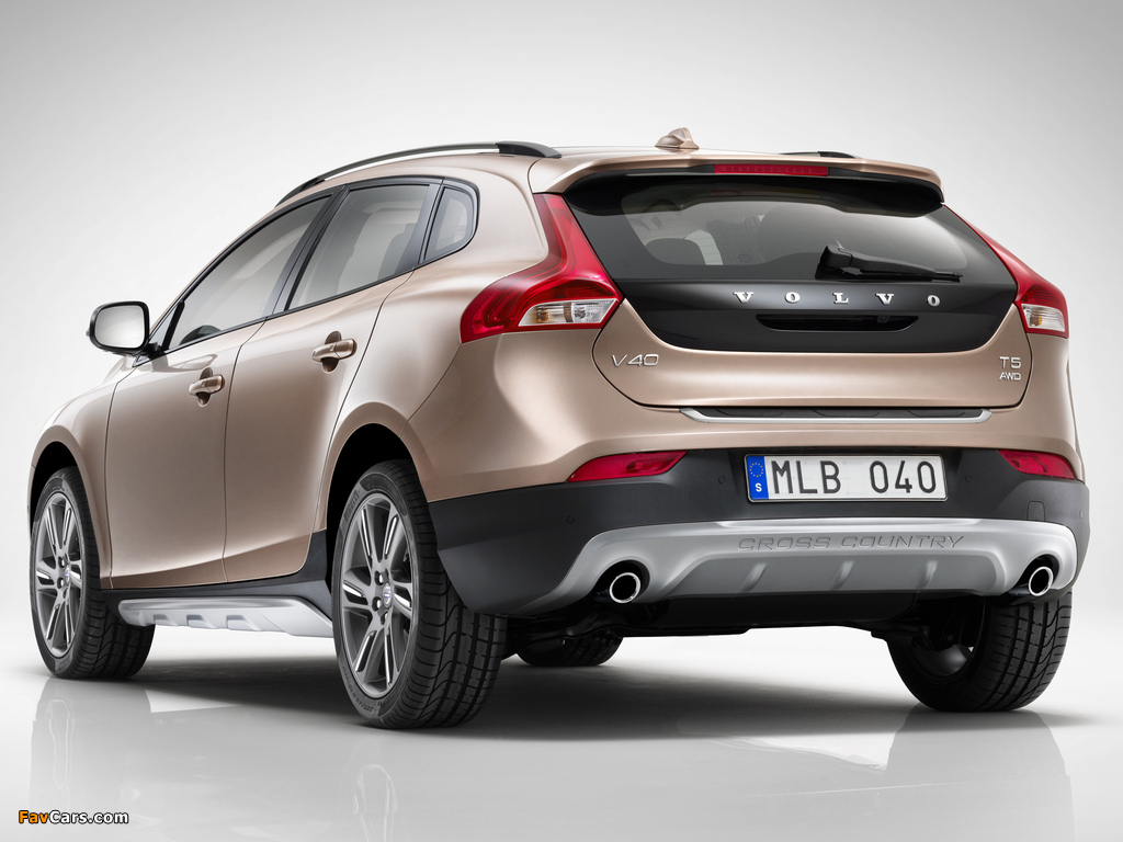 Photos of Volvo V40 Cross Country T5 2012 (1024 x 768)