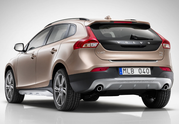 Photos of Volvo V40 Cross Country T5 2012