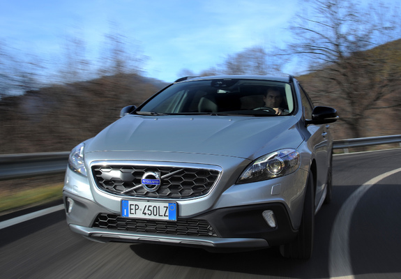 Photos of Volvo V40 Cross Country D4 2012