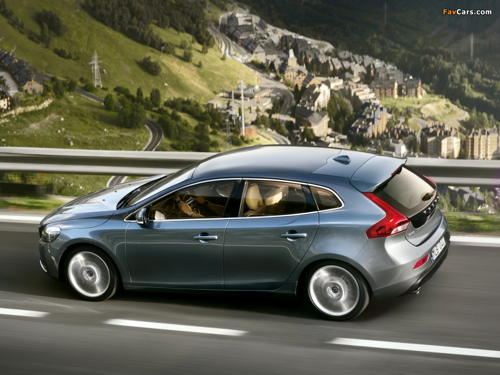 Photos of Volvo V40 2012 (1024 x 768)