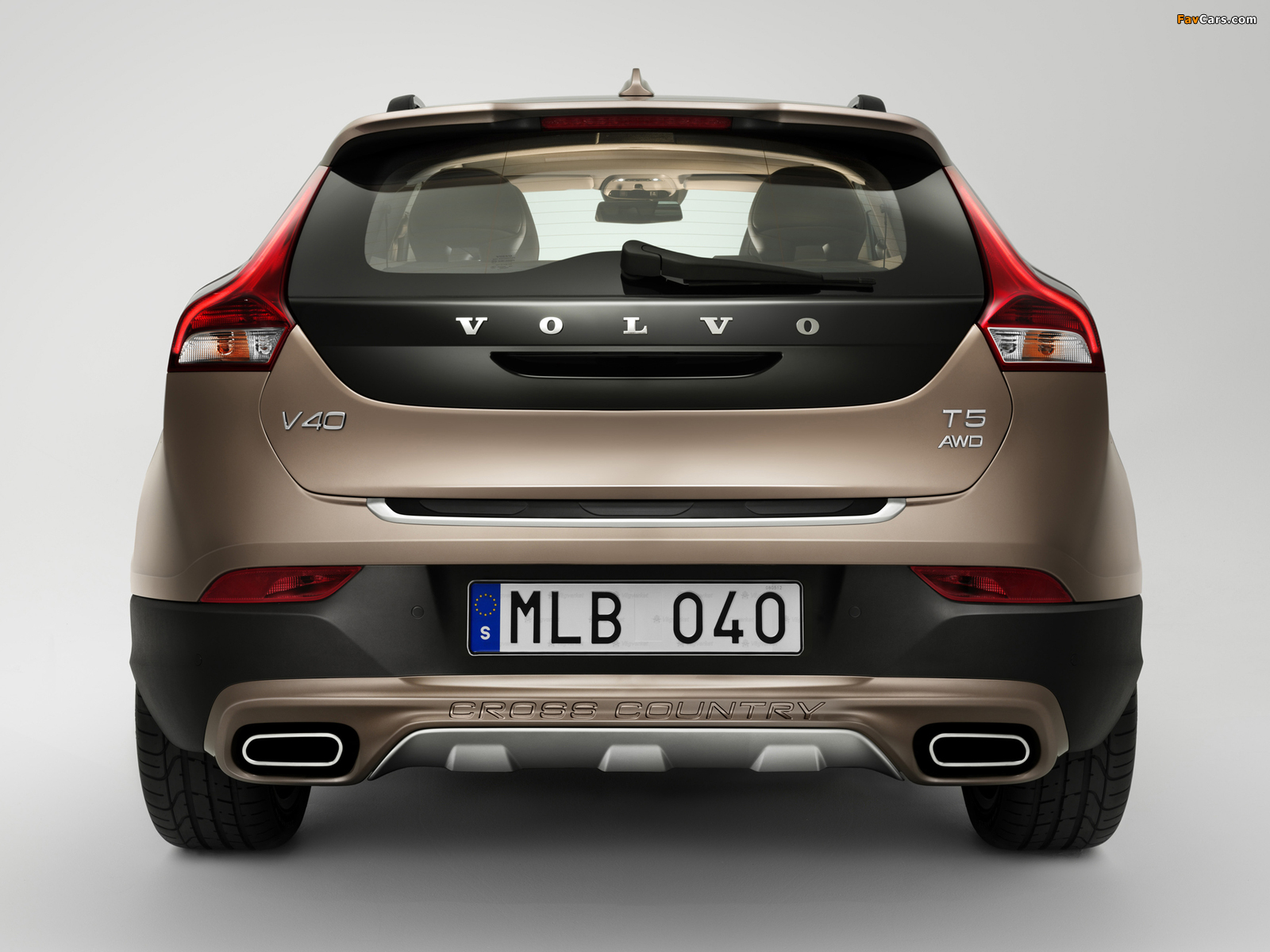 Photos of Volvo V40 Cross Country T5 2012 (1600 x 1200)