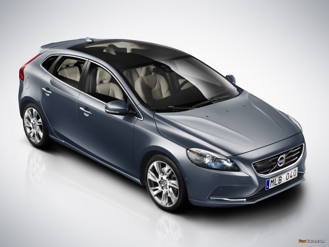 Photos of Volvo V40 2012 (1280 x 960)