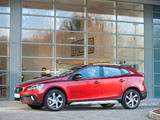 Photos of Volvo V40 Cross Country UK-spec 2013