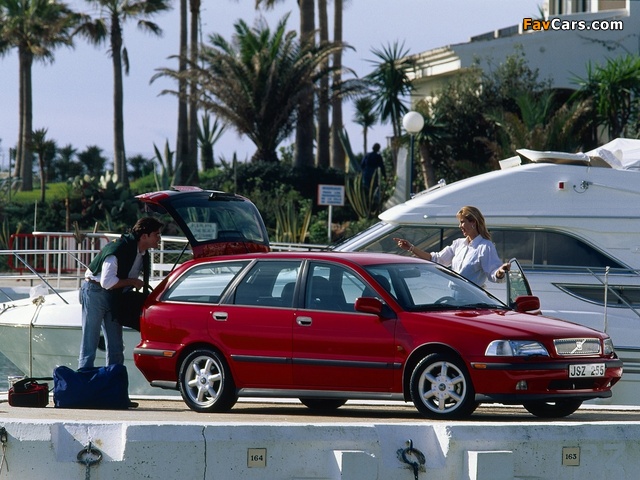 Pictures of Volvo V40 1996–99 (640 x 480)