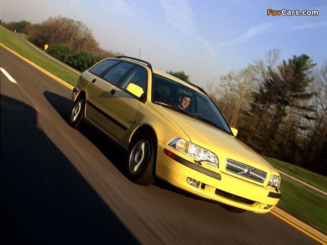 Pictures of Volvo V40 1999–2002 (640 x 480)