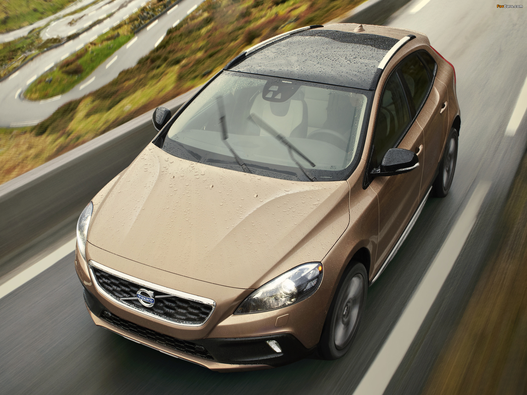 Pictures of Volvo V40 Cross Country T5 2012 (2048 x 1536)