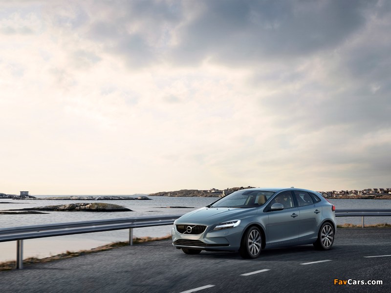 Pictures of Volvo V40 T4 Momentum 2016 (800 x 600)