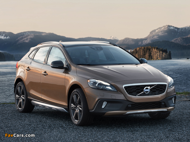 Volvo V40 Cross Country T5 2012 images (640 x 480)
