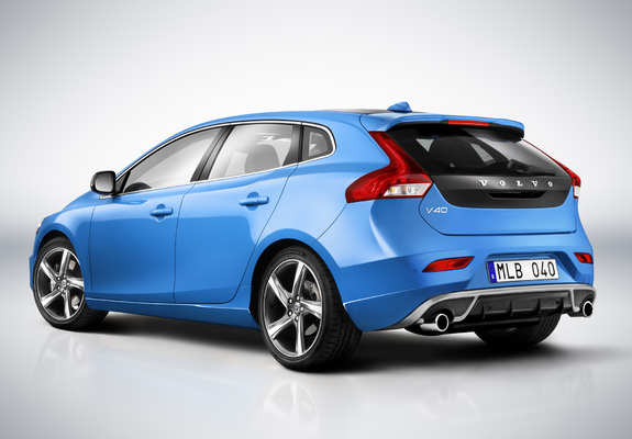 Volvo V40 R-Design 2012 photos