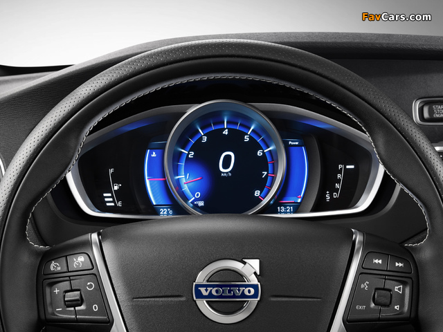 Volvo V40 R-Design 2012 pictures (640 x 480)