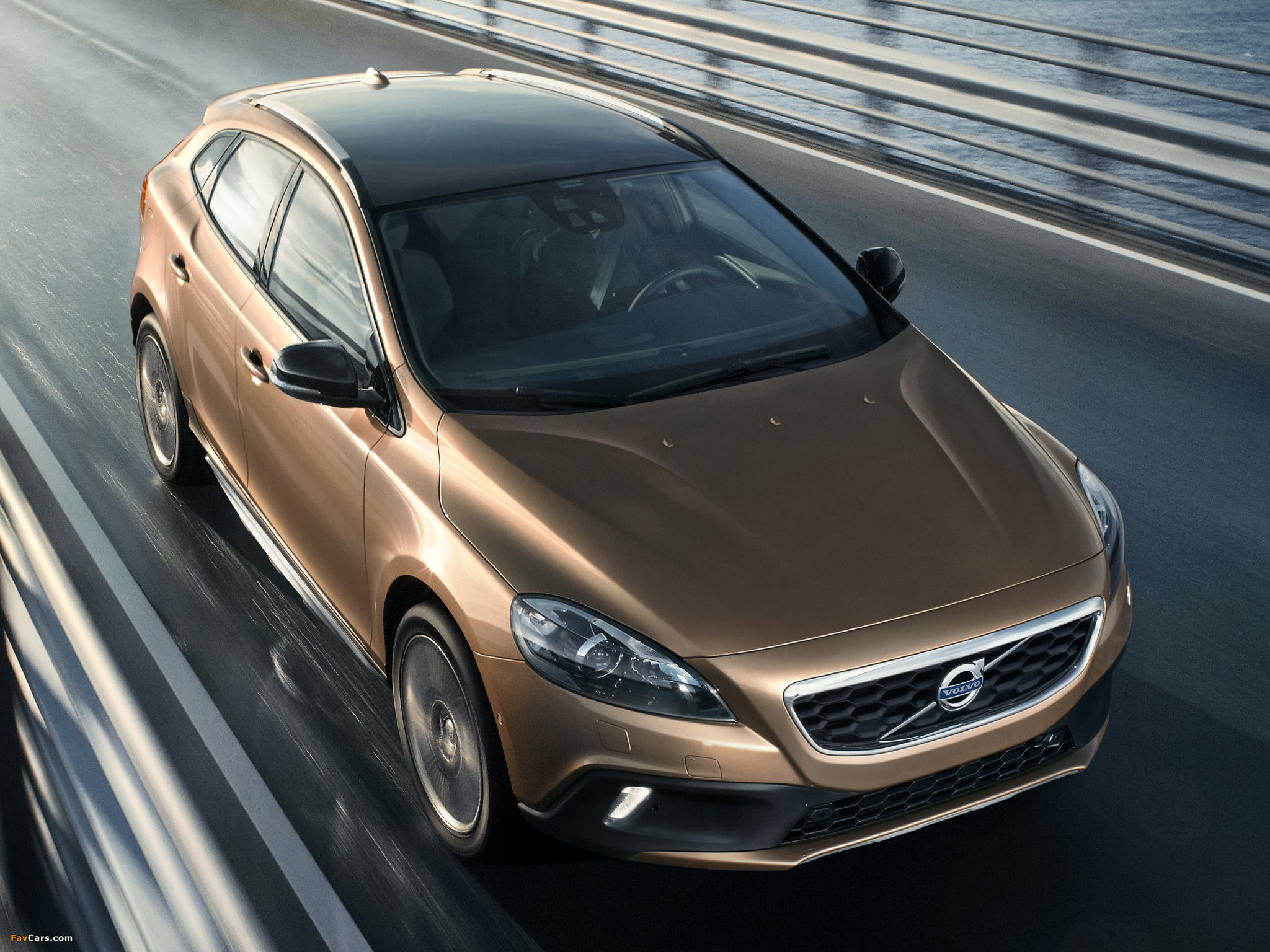 Volvo V40 Cross Country T5 2012 wallpapers (2048 x 1536)