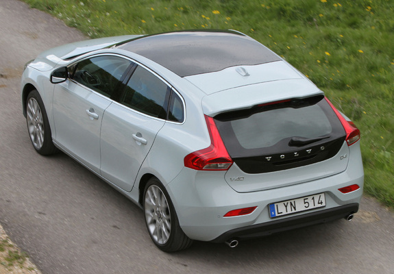 Volvo V40 D4 2012 wallpapers